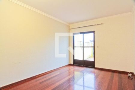 Sala de casa para alugar com 3 quartos, 160m² em Piqueri, São Paulo