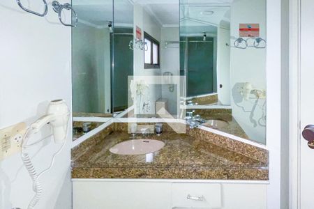 Casa para alugar com 51m², 1 quarto e 1 vaga Casa para alugar com 51m², 1 quarto e 1 vagaBanheiro