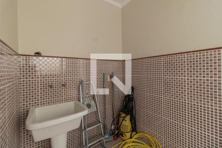 Casa à venda com 200m², 3 quartos e 3 vagas Casa à venda com 200m², 3 quartos e 3 vagasÁrea de Serviço