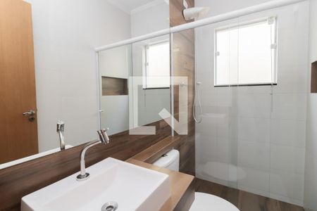 Casa à venda com 200m², 3 quartos e 3 vagas Casa à venda com 200m², 3 quartos e 3 vagasBanheiro