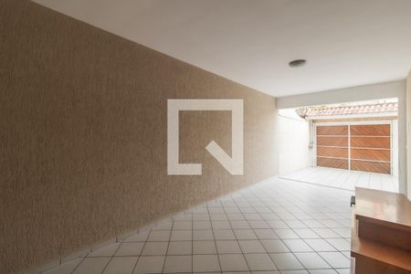 Casa à venda com 200m², 3 quartos e 3 vagas Casa à venda com 200m², 3 quartos e 3 vagasGaragem