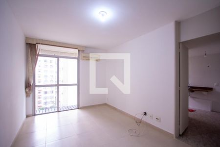 Sala de apartamento à venda com 3 quartos, 100m² em Ingá, Niterói