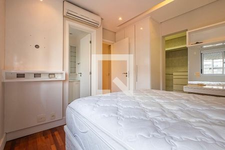 Suíte de apartamento à venda com 2 quartos, 100m² em Pinheiros, São Paulo