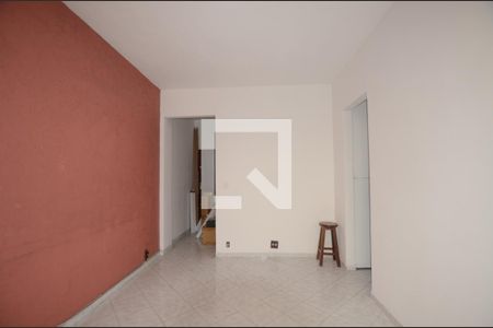 Sala de apartamento para alugar com 2 quartos, 71m² em Vila da Penha, Rio de Janeiro