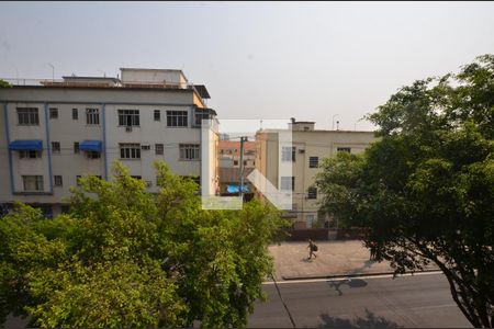 Vista do Quarto 1 de apartamento para alugar com 2 quartos, 71m² em Vila da Penha, Rio de Janeiro