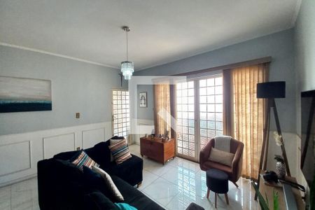 Sala de casa à venda com 3 quartos, 250m² em Jardim Santa Eudoxia, Campinas