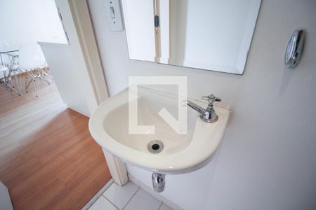 Lavabo de apartamento para alugar com 1 quarto, 50m² em Itaim Bibi, São Paulo