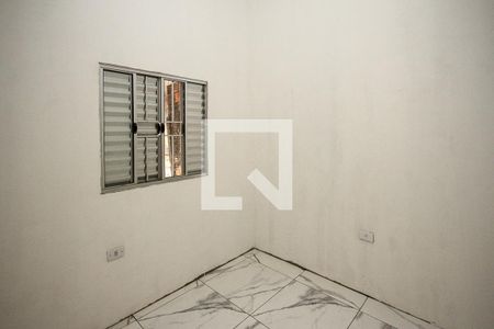 Quarto de casa para alugar com 2 quartos, 135m² em Vila Industrial, São Paulo