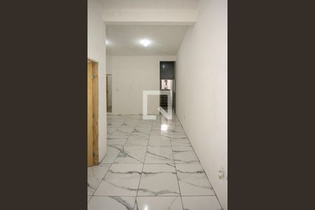 Sala de casa para alugar com 2 quartos, 135m² em Vila Industrial, São Paulo