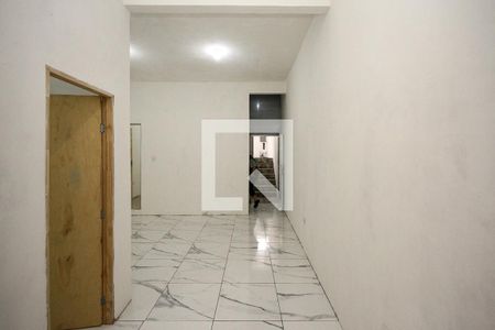 Sala de casa para alugar com 2 quartos, 135m² em Vila Industrial, São Paulo