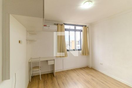 Quarto 2 de apartamento para alugar com 2 quartos, 74m² em Santa Ifigênia, São Paulo