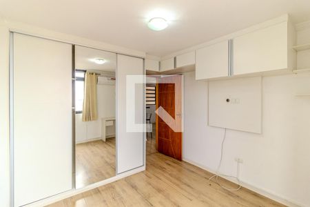 Quarto 2 de apartamento para alugar com 2 quartos, 74m² em Santa Ifigênia, São Paulo