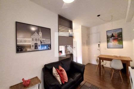 Sala de apartamento para alugar com 1 quarto, 40m² em Vila Itapura, Campinas