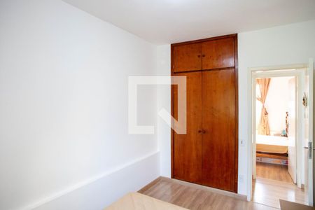 Quarto 1 de apartamento à venda com 3 quartos, 95m² em Santa Tereza, Belo Horizonte