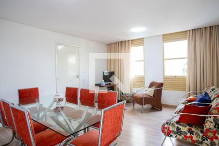 Apartamento à venda com 95m², 3 quartos e 1 vagaSala