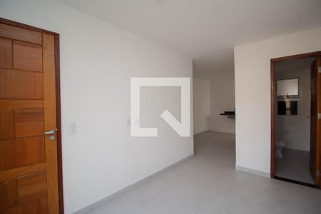 Sala de apartamento para alugar com 2 quartos, 45m² em Vila Clarice, São Paulo