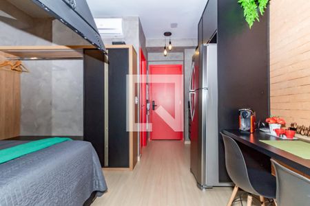 Quarto / Sala de kitnet/studio à venda com 1 quarto, 26m² em Perdizes, São Paulo