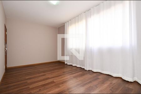 Sala de estar de apartamento à venda com 3 quartos, 110m² em Sion, Belo Horizonte