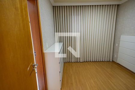 Quarto 1 / suite de apartamento para alugar com 2 quartos, 67m² em Castelo, Belo Horizonte