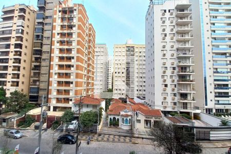 Vista da Varanda de apartamento para alugar com 1 quarto, 50m² em Cambuí, Campinas