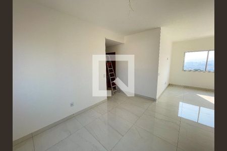 Sala de apartamento à venda com 3 quartos, 180m² em Jardim Industrial, Contagem