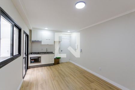 Sala e Cozinha de apartamento à venda com 2 quartos, 58m² em Vila Curuçá, Santo André