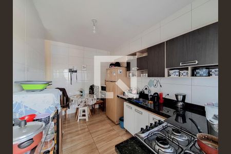 Cozinha de casa para alugar com 1 quarto, 40m² em Jardim Cecy, São Paulo