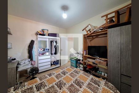 Quarto de casa para alugar com 1 quarto, 40m² em Jardim Cecy, São Paulo