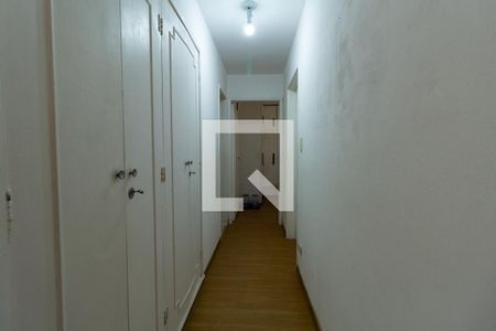 Corredor de apartamento para alugar com 2 quartos, 78m² em Vila Anglo Brasileira, São Paulo