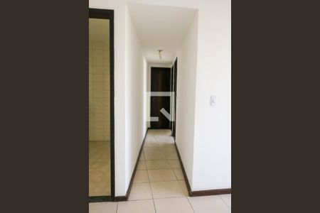 Corredor de apartamento para alugar com 2 quartos, 59m² em Quintino Bocaiúva, Rio de Janeiro