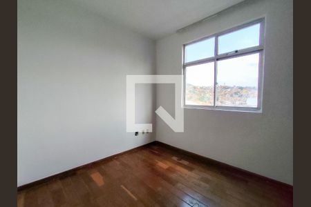 Quarto 2 de apartamento à venda com 4 quartos, 180m² em Santo Antônio, Belo Horizonte