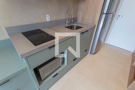 Cozinha de kitnet/studio para alugar com 1 quarto, 25m² em Vila Nova Conceição, São Paulo