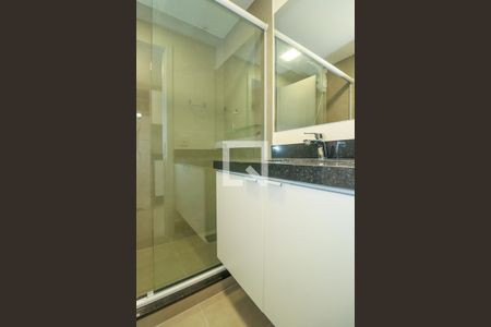 Banheiro de apartamento para alugar com 1 quarto, 25m² em Auxiliadora, Porto Alegre