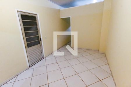 Sala de casa para alugar com 2 quartos, 46m² em Parque Marabá, Taboão da Serra