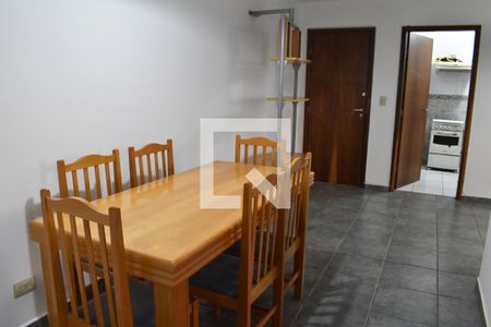 Sala de apartamento para alugar com 2 quartos, 55m² em Cristo Rei, Curitiba