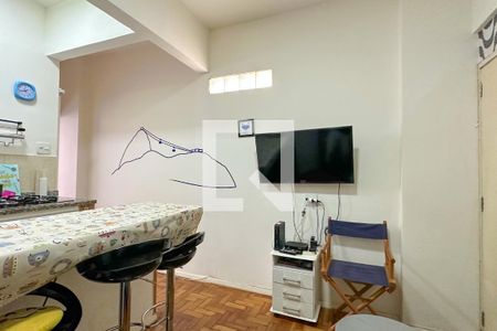 Sala de apartamento à venda com 1 quarto, 28m² em Copacabana, Rio de Janeiro