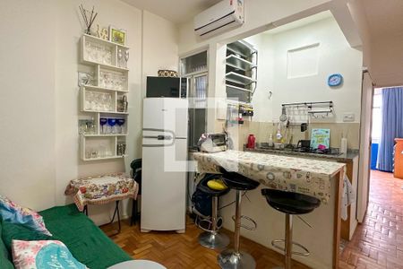 Apartamento à venda com 28m², 1 quarto e sem vagaSala