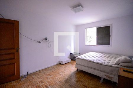 Quarto 2 de casa à venda com 3 quartos, 450m² em Cursino, São Paulo