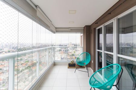 Varanda  de apartamento à venda com 2 quartos, 64m² em Jardim da Gloria, São Paulo