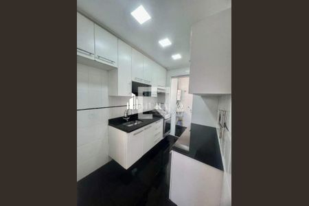 Apartamento à venda com 3 quartos, 74m² em Vila Bertioga, São Paulo