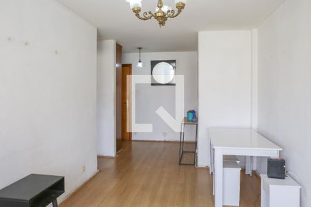 Sala de apartamento para alugar com 1 quarto, 57m² em Vila Romana, São Paulo