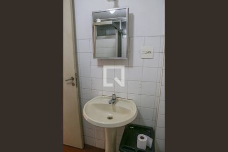 Banheiro de apartamento para alugar com 1 quarto, 57m² em Vila Romana, São Paulo