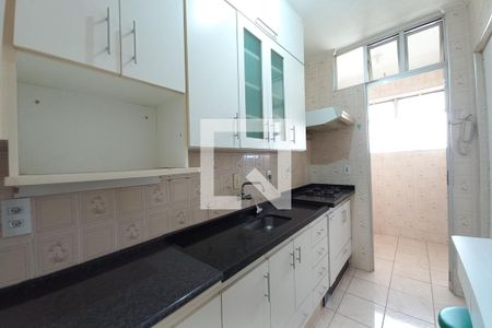 Cozinha de apartamento à venda com 1 quarto, 46m² em Botafogo, Campinas