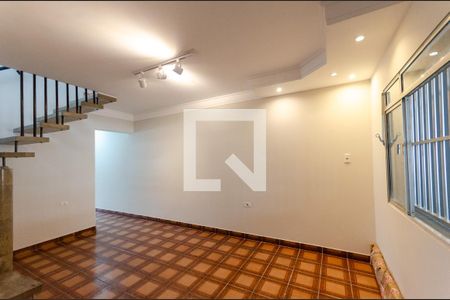 Sala de casa à venda com 3 quartos, 140m² em Jardim Santo Elias, São Paulo