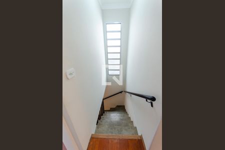 Corredor de casa à venda com 3 quartos, 140m² em Jardim Santo Elias, São Paulo