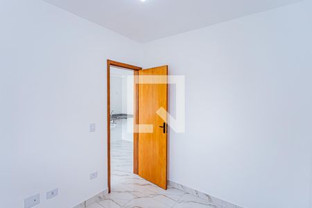 Quarto 1 de apartamento para alugar com 2 quartos, 40m² em São Domingos, São Paulo