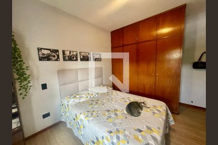 Apartamento à venda com 240m², 4 quartos e 3 vagas Apartamento à venda com 240m², 4 quartos e 3 vagasQuarto 3