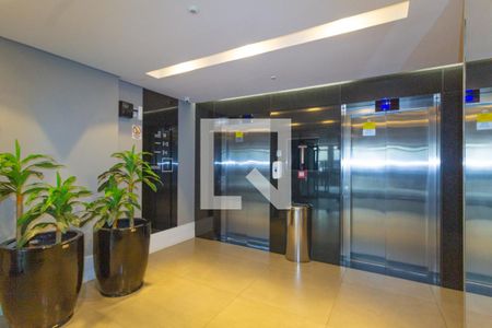 Studio para alugar com 42m², 1 quarto e sem vaga Studio para alugar com 42m², 1 quarto e sem vagaHall de entrada