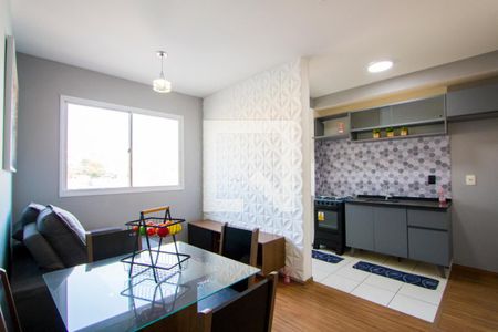 Sala de apartamento à venda com 2 quartos, 42m² em Parque Sao Vicente, Santo André