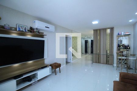 Sala de apartamento para alugar com 5 quartos, 160m² em Barra da Tijuca, Rio de Janeiro